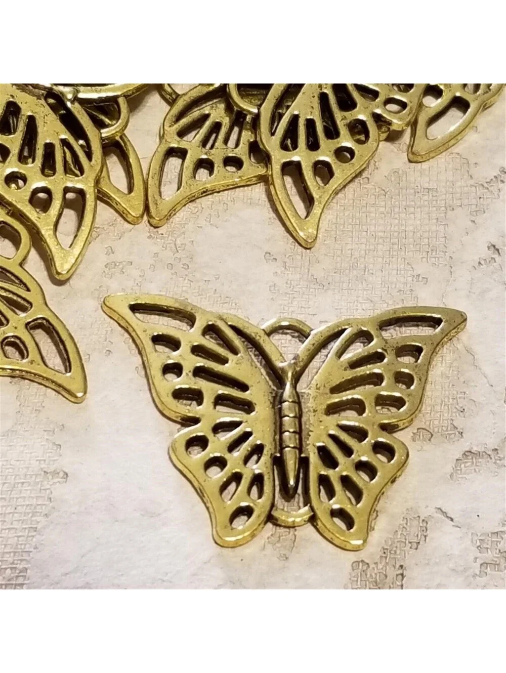 Filigree Butterfly Pendants Antiqued Gold Plated Pewter Metal 39x29mm 2 pcs